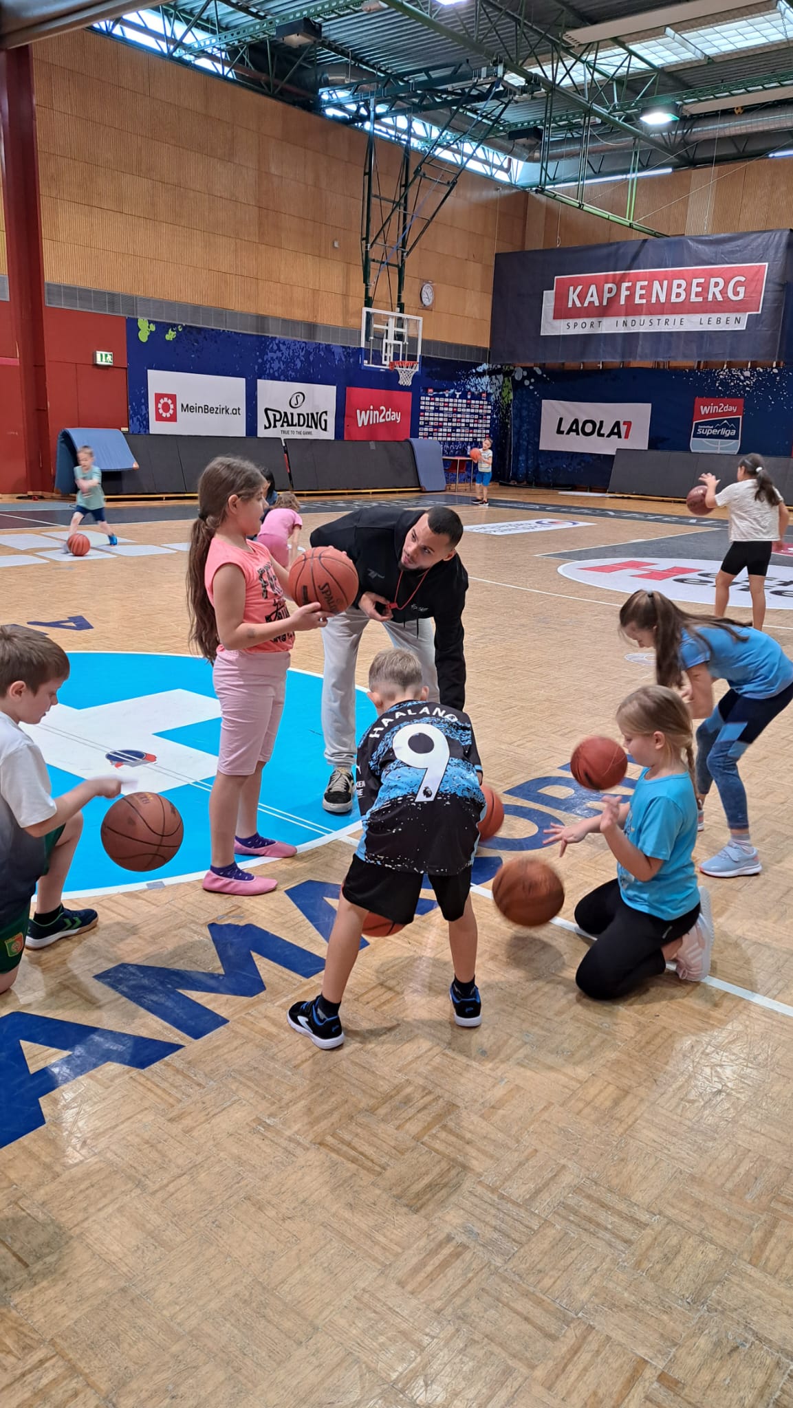 Basketballtraining mit den Bulls – 2. Klassen